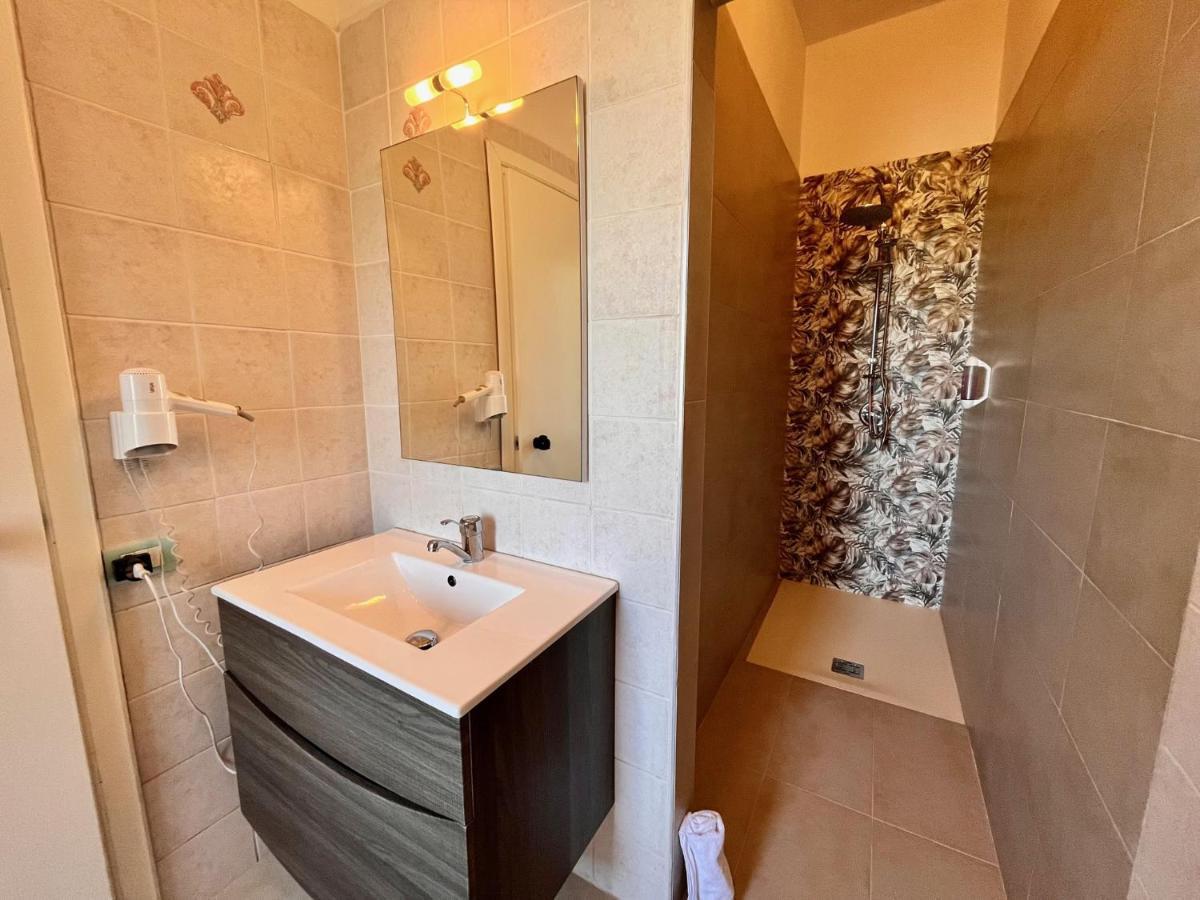 Hotel Frassetto Santa Teresa Gallura Zewnętrze zdjęcie